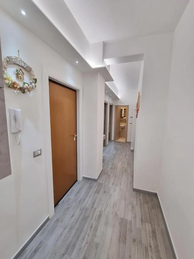 Nettuno Bari Apartment Włochy